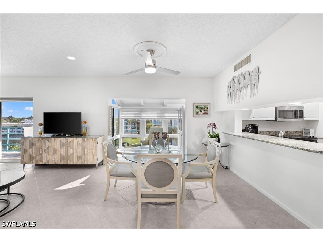 255 Park Shore Drive #3-341 Naples FL 34103 226016481 image22