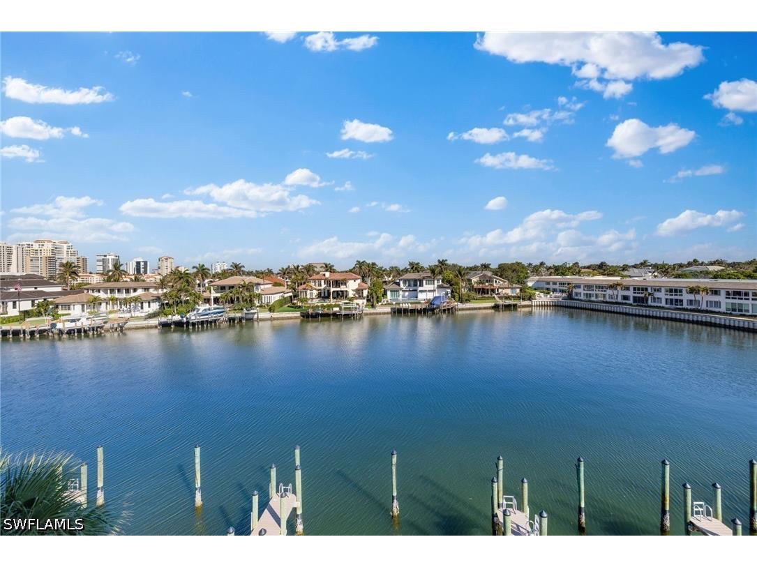 255 Park Shore Drive #3-341 Naples FL 34103 226016481 image39