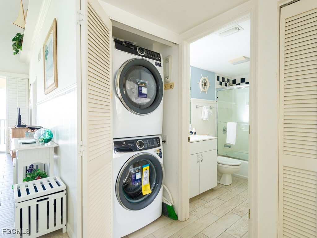 255 Periwinkle Way #6-C Sanibel FL 33957 2025015105 image13