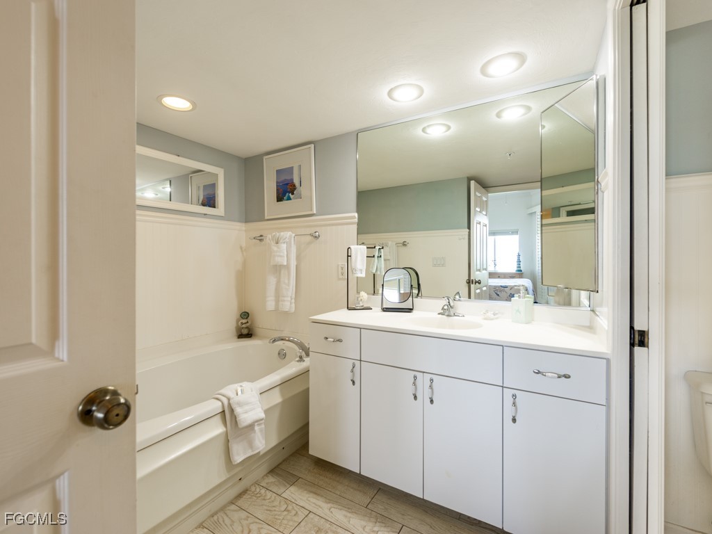 255 Periwinkle Way #6-C Sanibel FL 33957 2025015105 image18