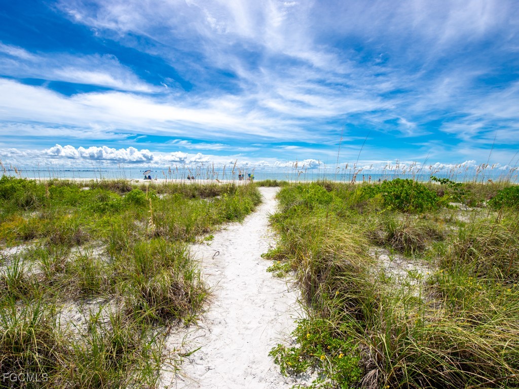 255 Periwinkle Way #6-C Sanibel FL 33957 2025015105 image32