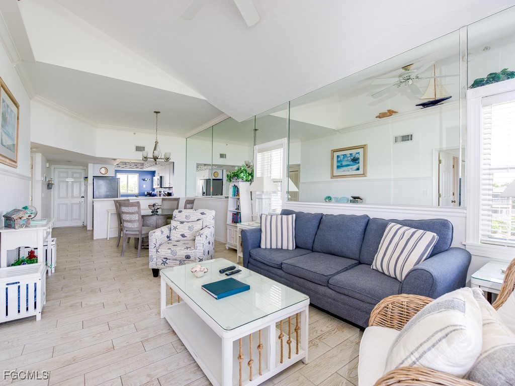 255 Periwinkle Way #6-C Sanibel FL 33957 2025015105 image4