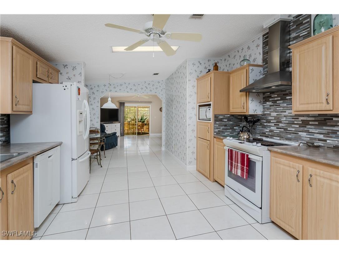 255 Riverwood Road Naples FL 34114 225079340 image10