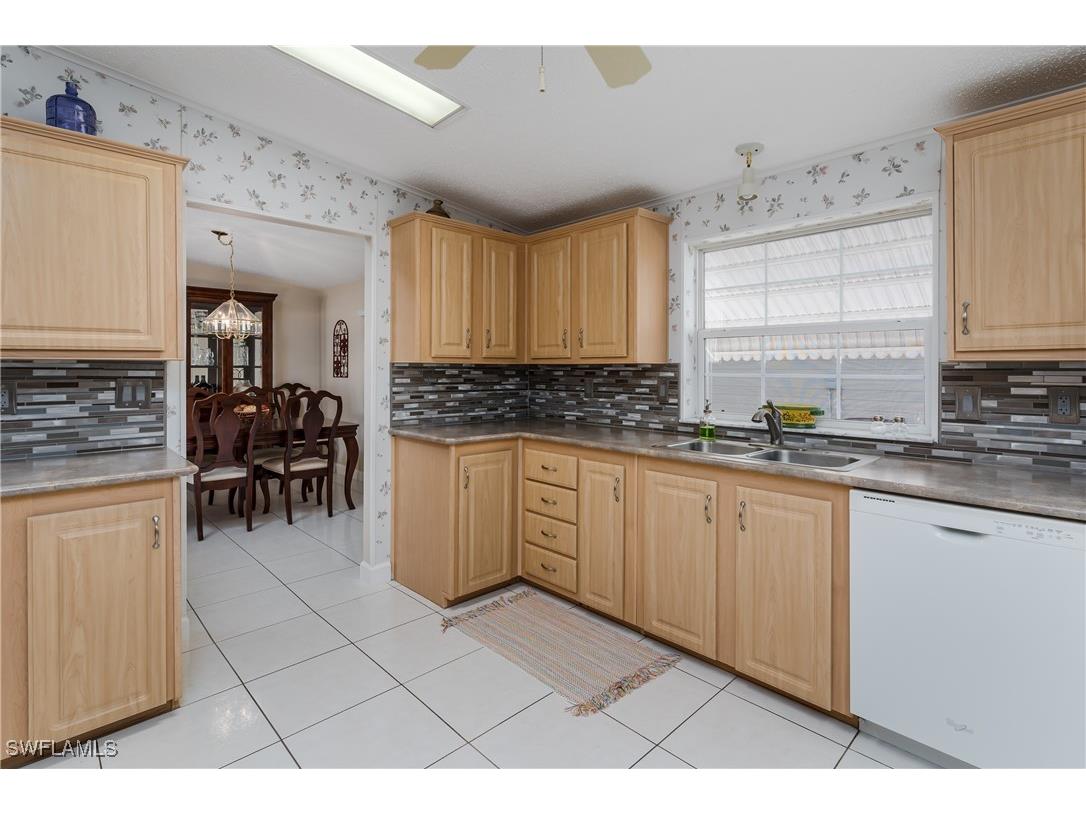 255 Riverwood Road Naples FL 34114 225079340 image11