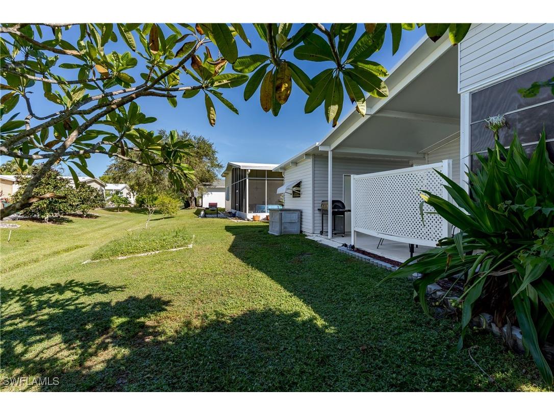 255 Riverwood Road Naples FL 34114 225079340 image32