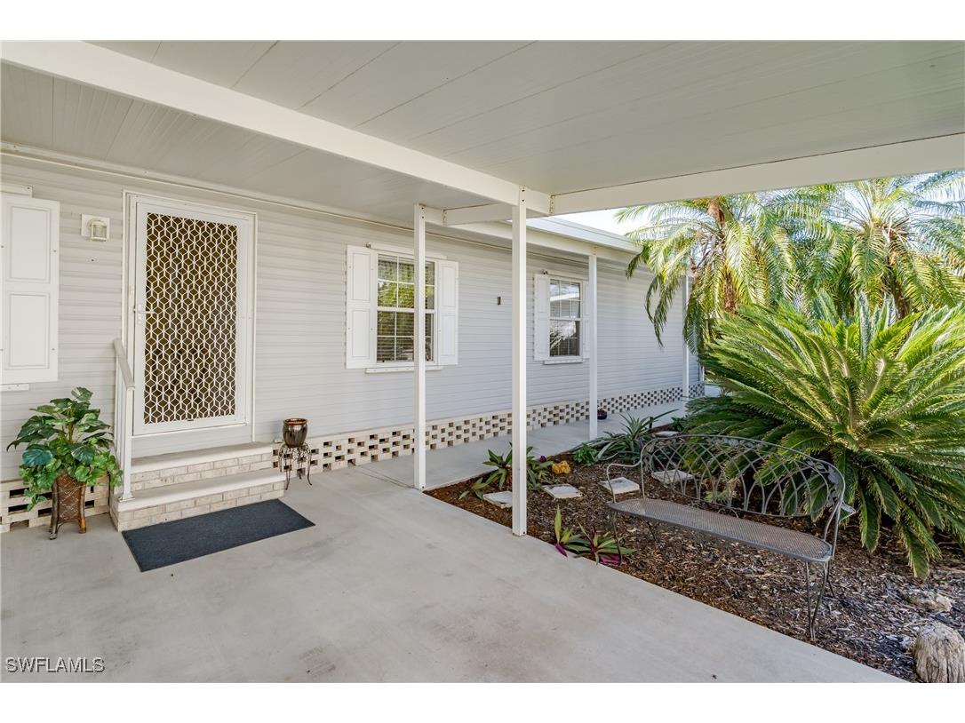 255 Riverwood Road Naples FL 34114 225079340 image4