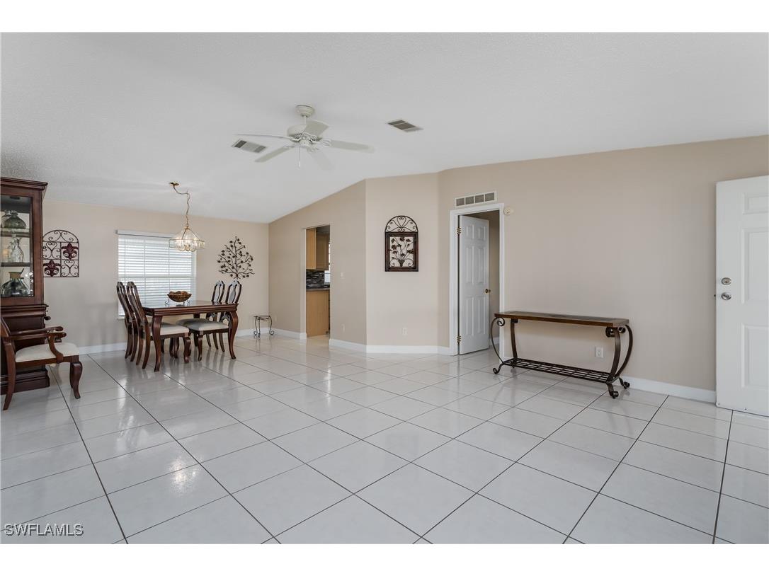 255 Riverwood Road Naples FL 34114 225079340 image6