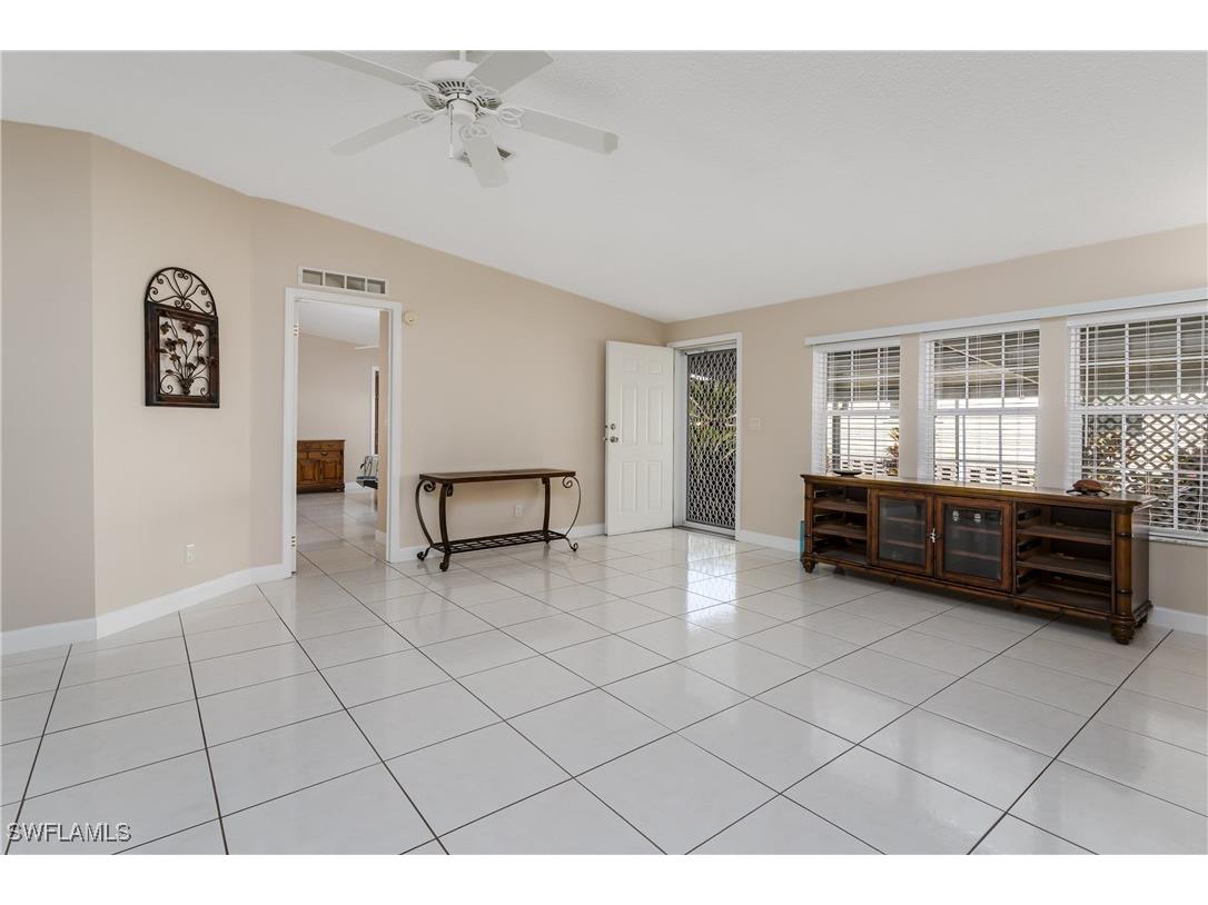 255 Riverwood Road Naples FL 34114 225079340 image7