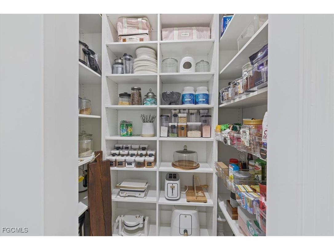 255 Rotonda Boulevard S Rotonda West FL 33947 2025021537 image21