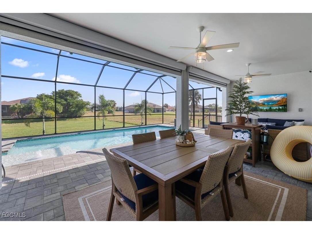 255 Rotonda Boulevard S Rotonda West FL 33947 2025021537 image34