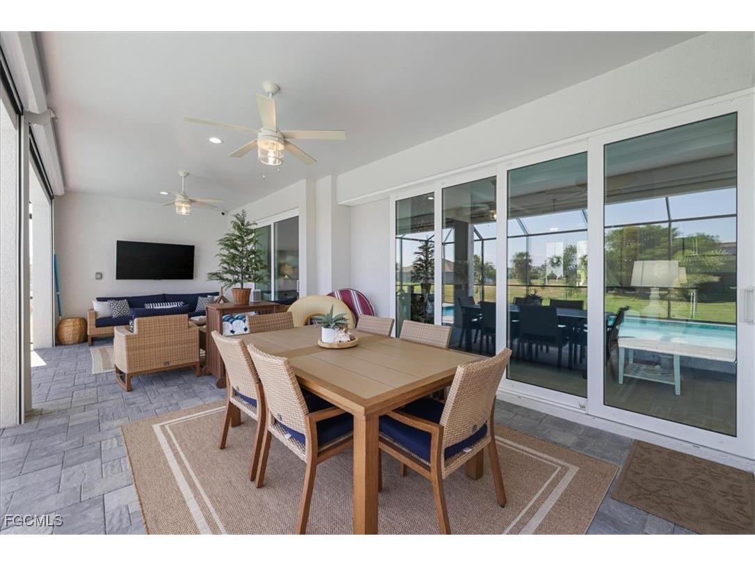 255 Rotonda Boulevard S Rotonda West FL 33947 2025021537 image36