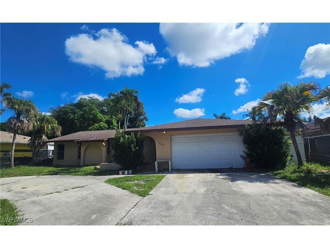 2550 10th Street N Naples FL 34103 225074600 image1