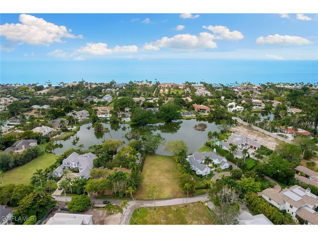 2550 Lantern Lane Naples FL 34102 225075461 image5