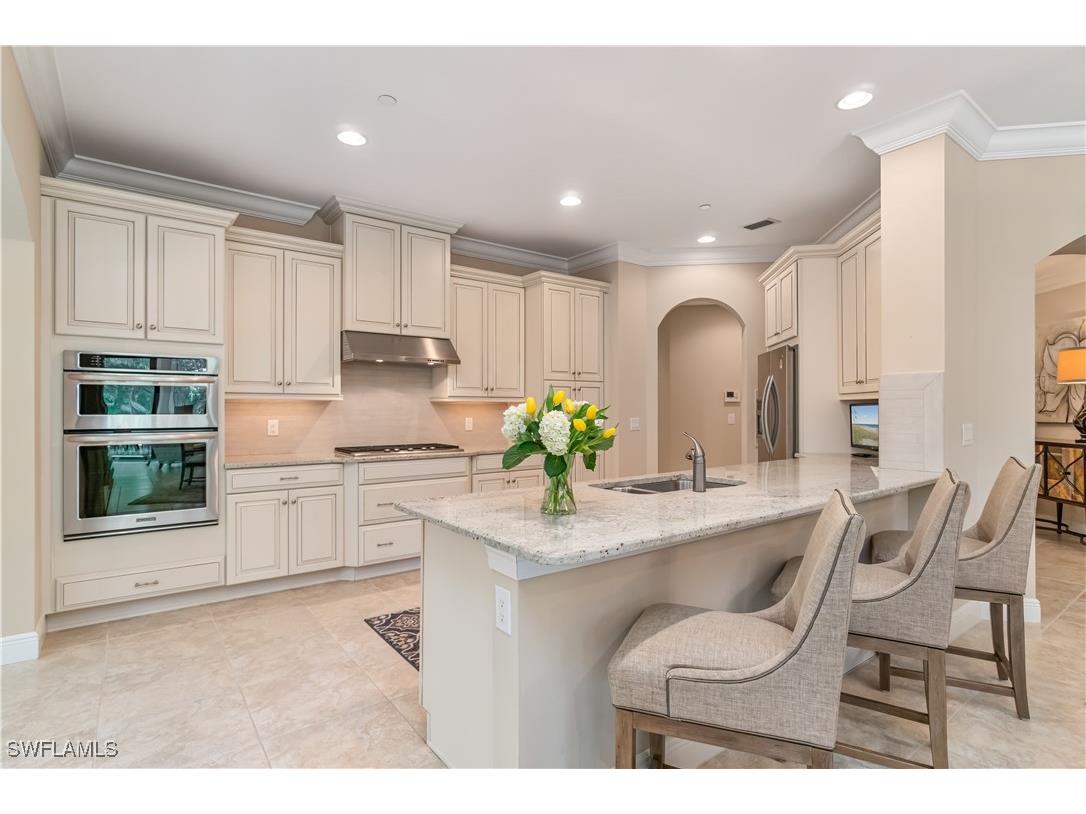 2550 Marquesa Royale Lane #8-101 Naples FL 34109 225072998 image4