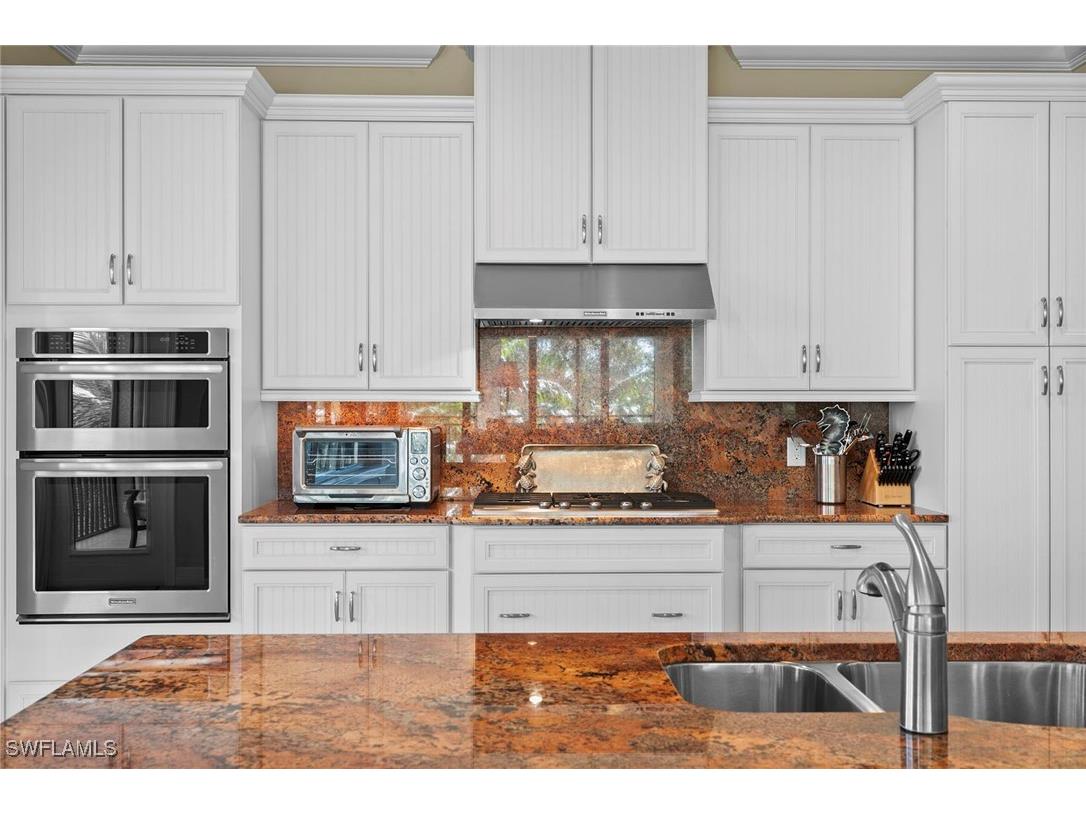 2550 Marquesa Royale Lane #201 Naples FL 34109 225073587 image13