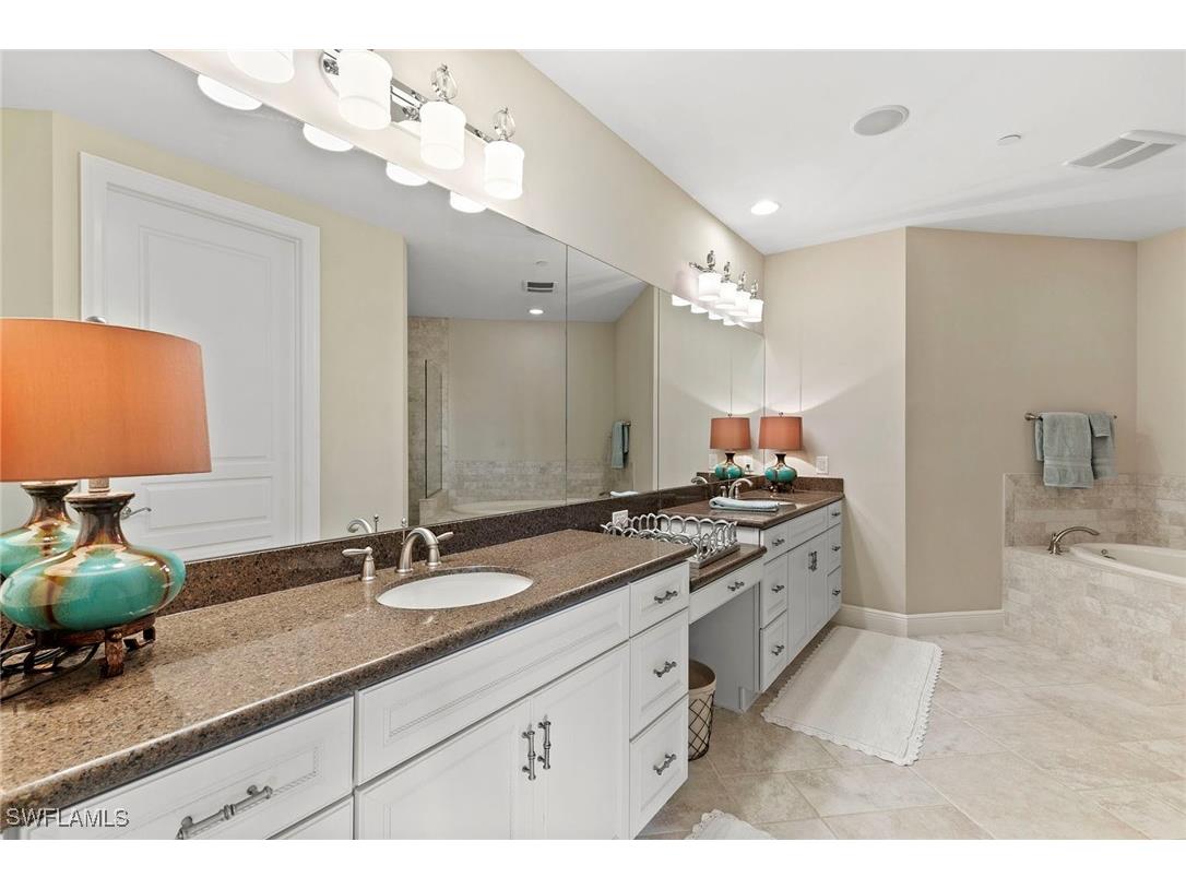 2550 Marquesa Royale Lane #201 Naples FL 34109 225073587 image20