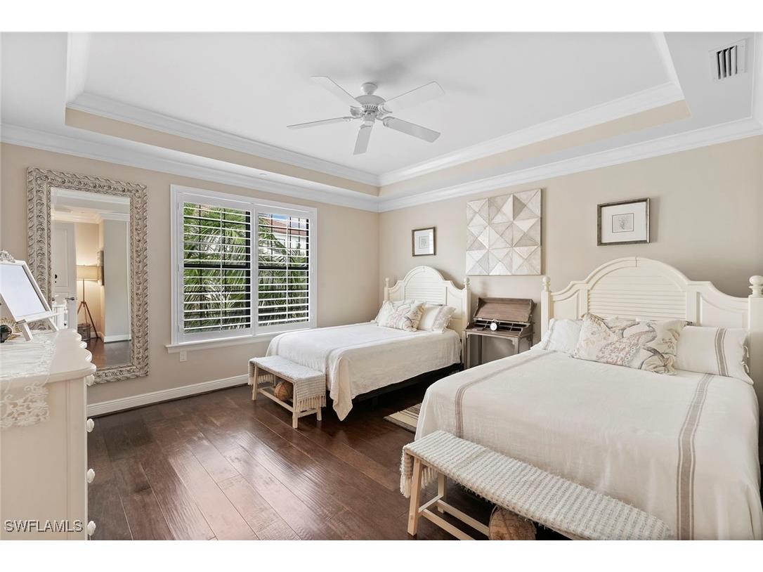 2550 Marquesa Royale Lane #201 Naples FL 34109 225073587 image25