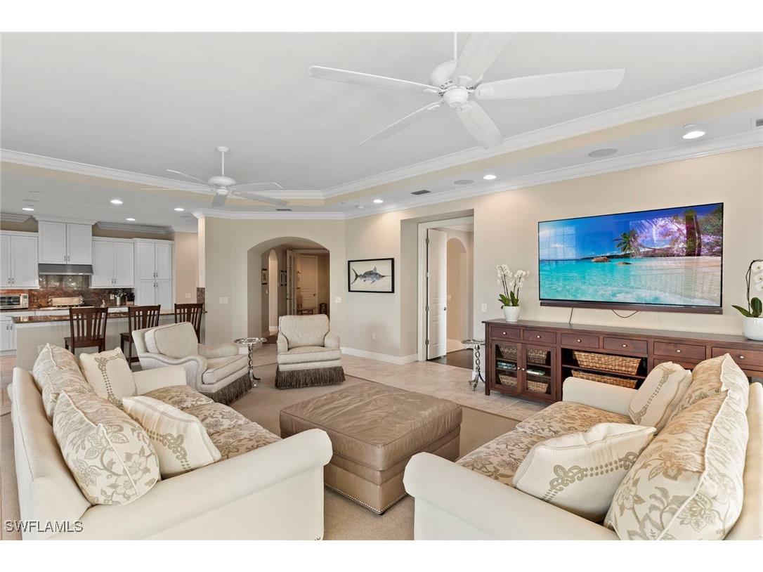 2550 Marquesa Royale Lane #201 Naples FL 34109 225073587 image7