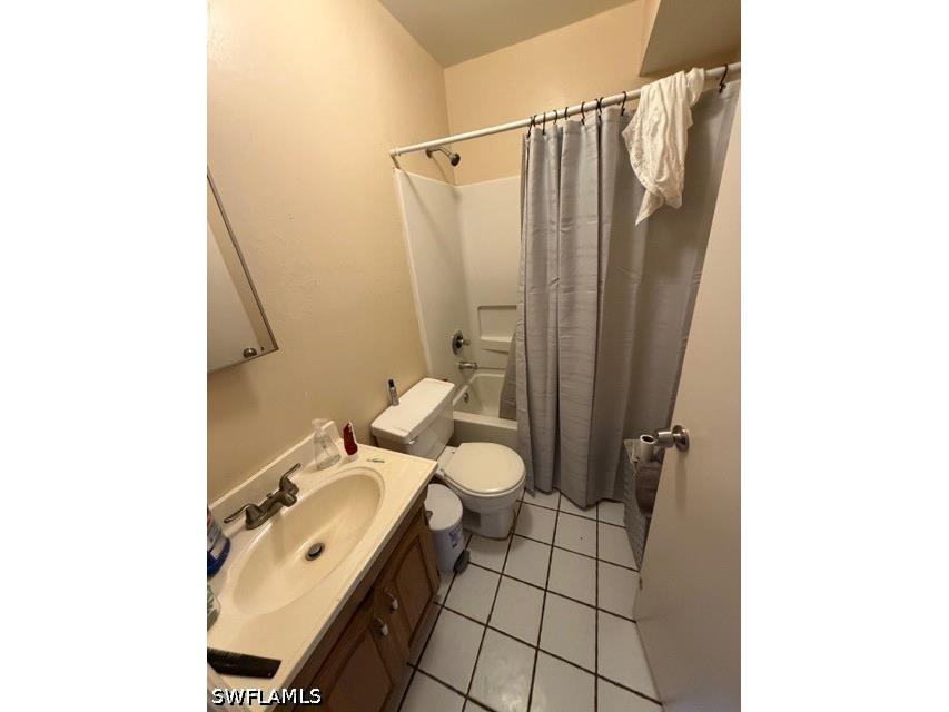 2550 Tropicana Boulevard Naples FL 34116 226015822 image10