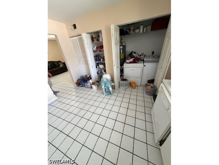 2550 Tropicana Boulevard Naples FL 34116 226015822 image7
