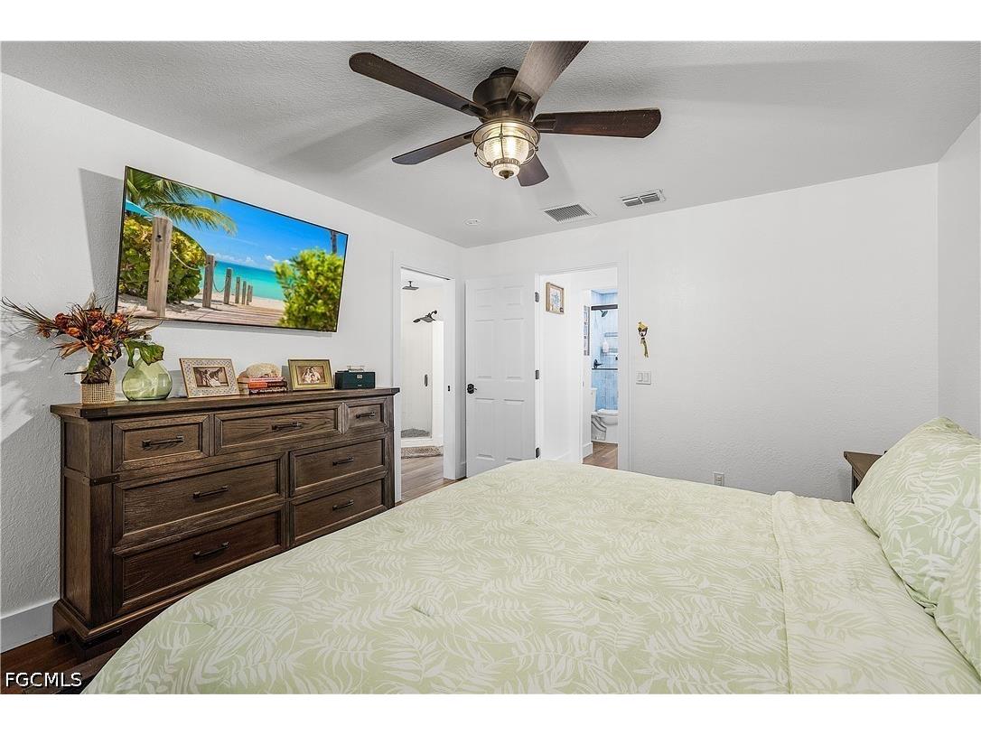 2551 Tamarind Street Saint James City FL 33956 2026024360 image13