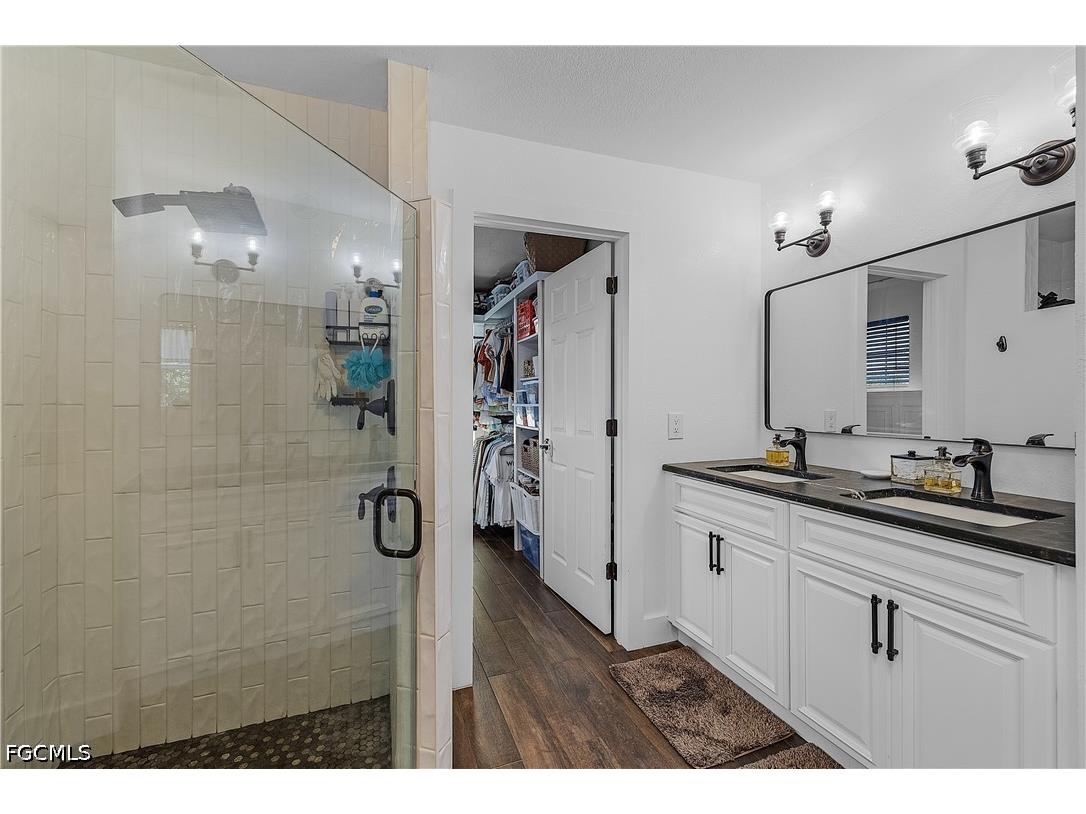 2551 Tamarind Street Saint James City FL 33956 2026024360 image15