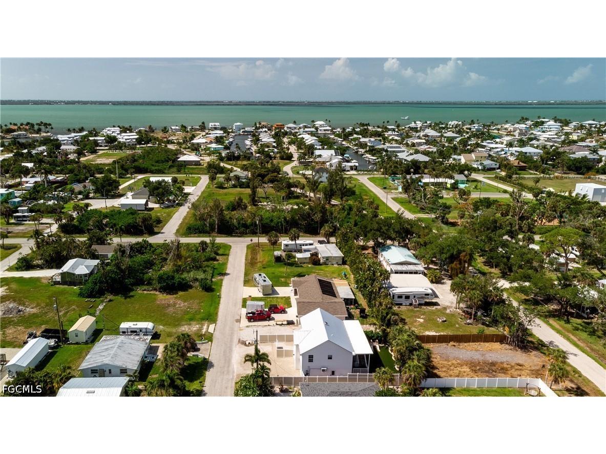 2551 Tamarind Street Saint James City FL 33956 2026024360 image30