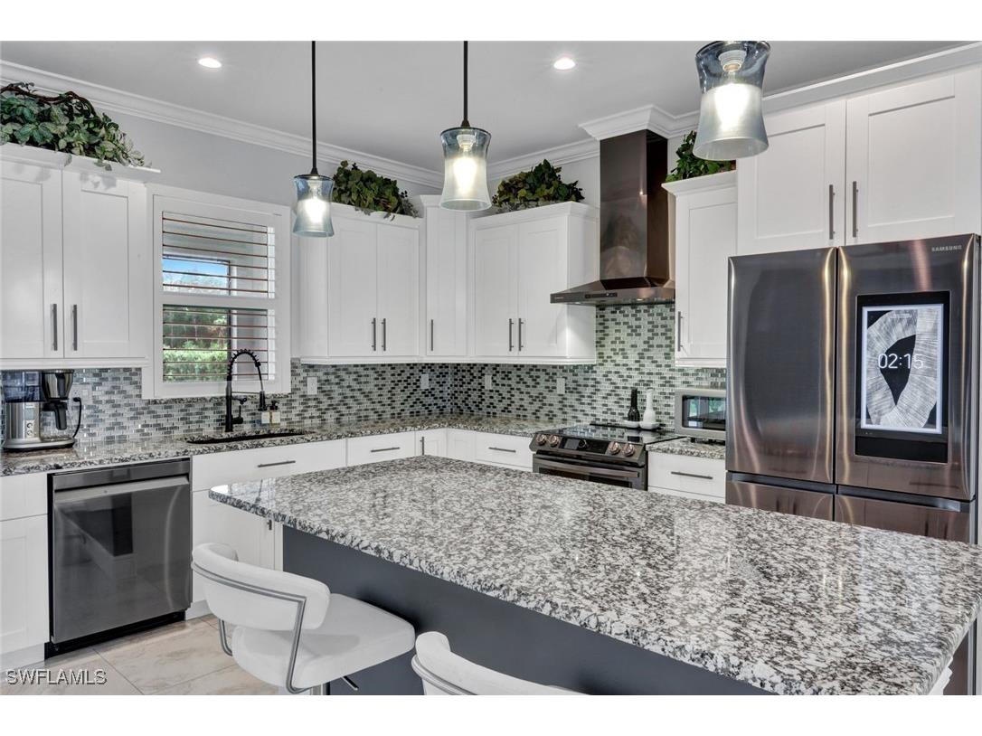 2552 52nd Avenue NE Naples FL 34120 225076414 image15