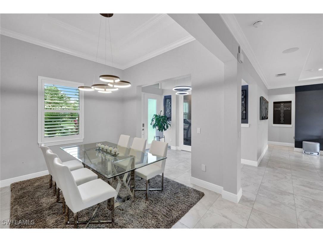 2552 52nd Avenue NE Naples FL 34120 225076414 image17