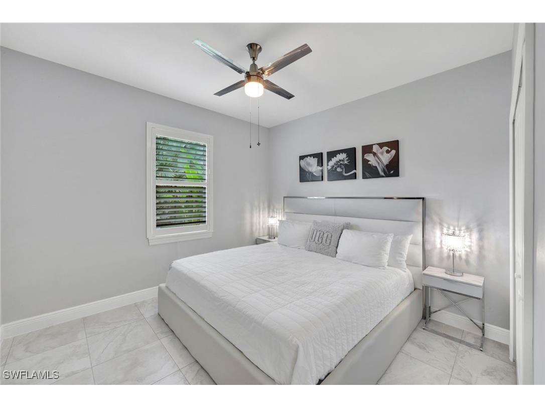 2552 52nd Avenue NE Naples FL 34120 225076414 image22