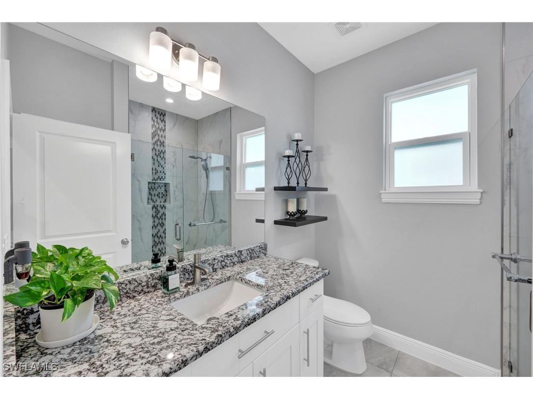 2552 52nd Avenue NE Naples FL 34120 225076414 image23