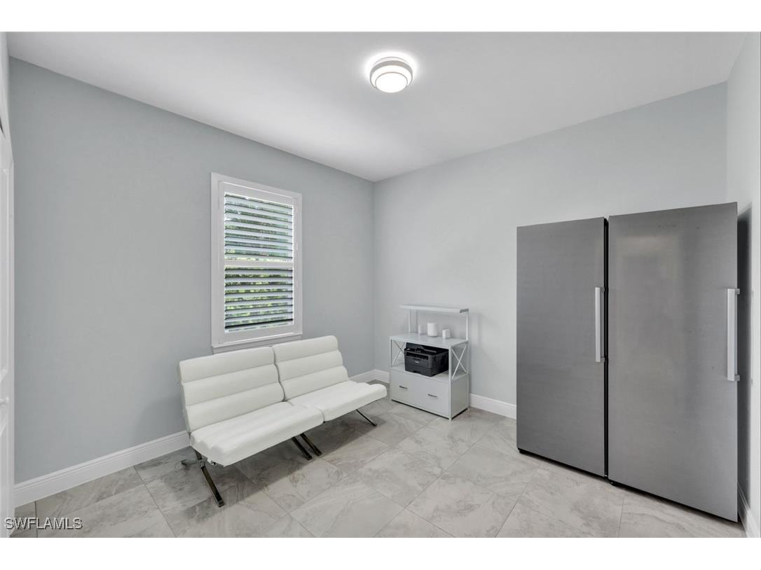 2552 52nd Avenue NE Naples FL 34120 225076414 image24