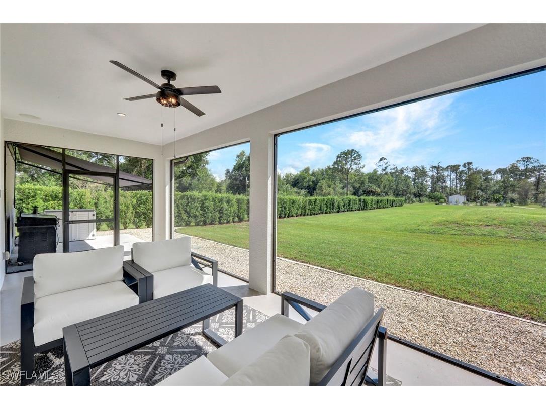 2552 52nd Avenue NE Naples FL 34120 225076414 image29