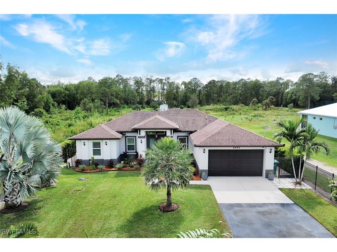 2552 52nd Avenue NE Naples FL 34120 225076414 image36