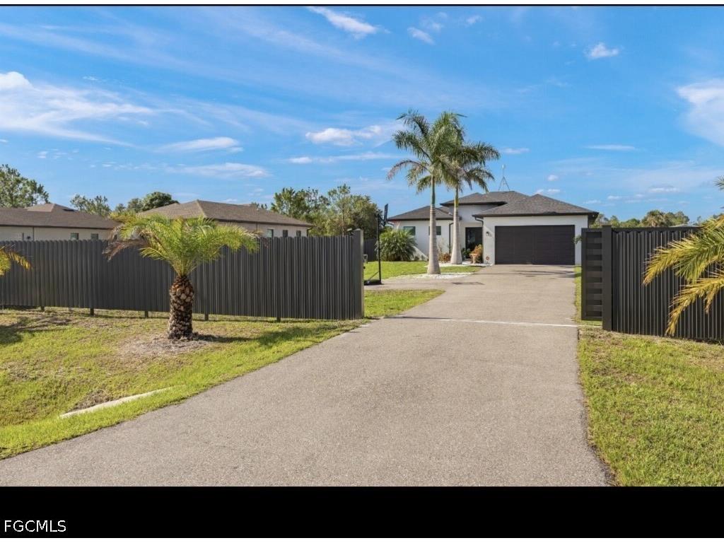 2552 70th Avenue NE Naples FL 34120 2026028885 image4