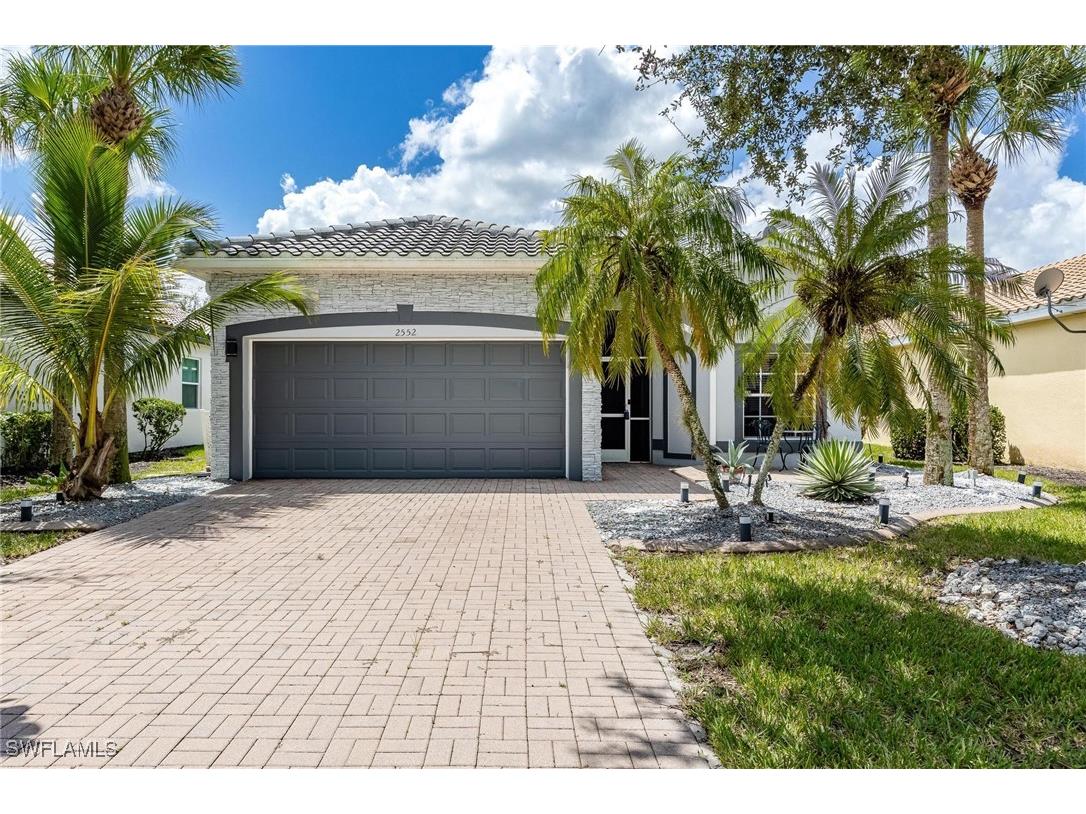 2552 Keystone Lake Drive Cape Coral FL 33909 224072575 image1