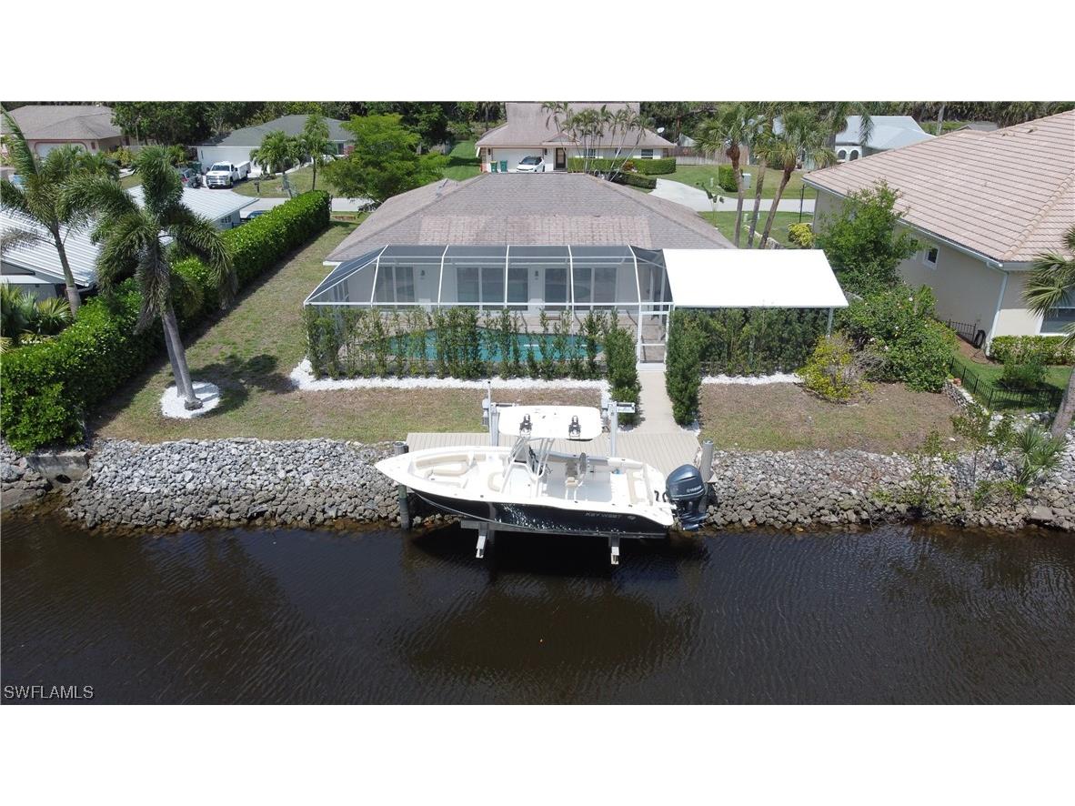 2552 Longboat Drive Naples FL 34104 223025427 image1