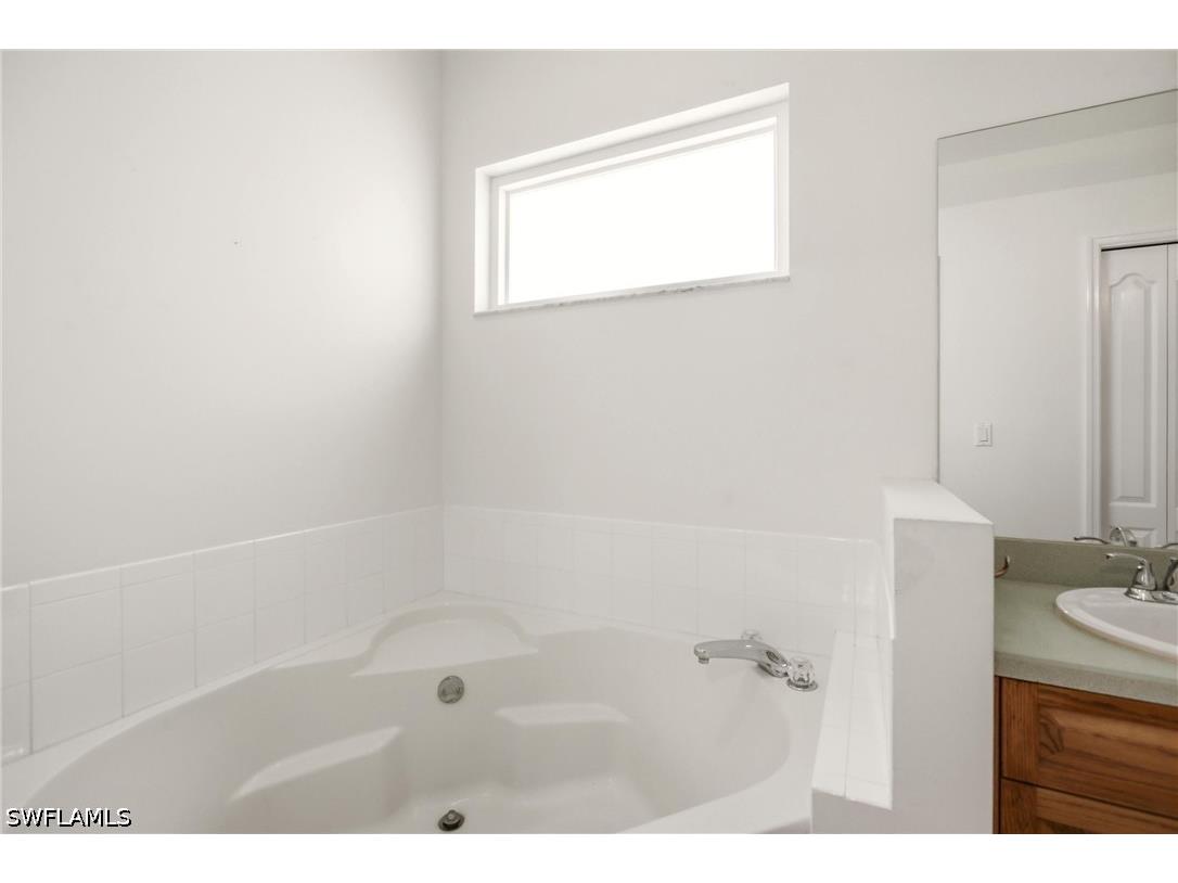 25521 Inlet Way Court Bonita Springs FL 34135 226025151 image30
