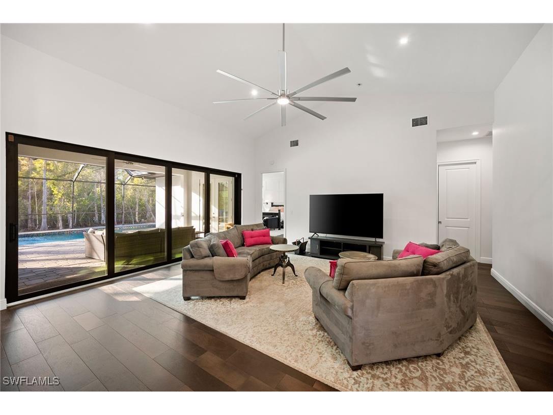 25526 Busy Bee Drive Bonita Springs FL 34135 226002367 image10