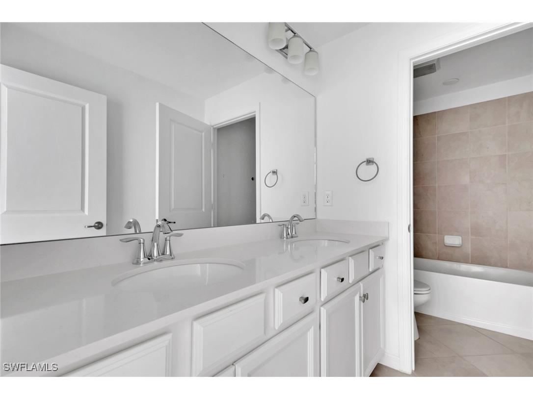 2553 Kona Way Naples FL 34120 225083126 image16