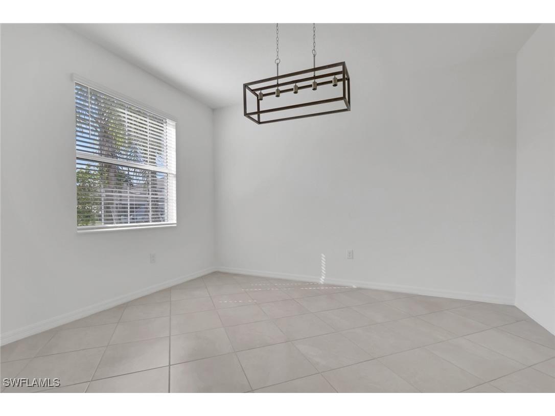 2553 Kona Way Naples FL 34120 225083126 image21