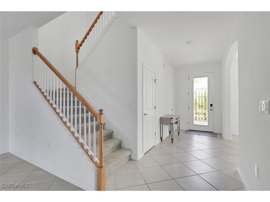 2553 Kona Way Naples FL 34120 225083126 image9