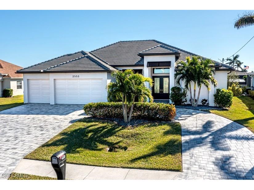 2553 Surfside Boulevard Cape Coral FL 33914 224098730 image1