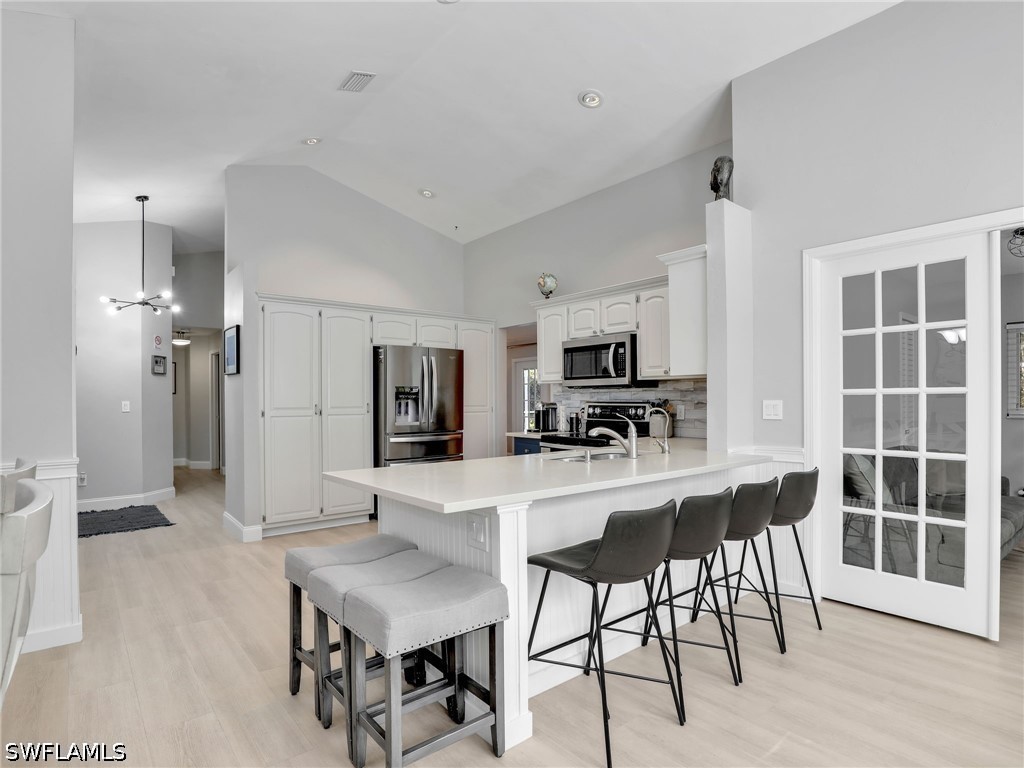 2554 Outrigger Lane Naples FL 34104 226019413 image12