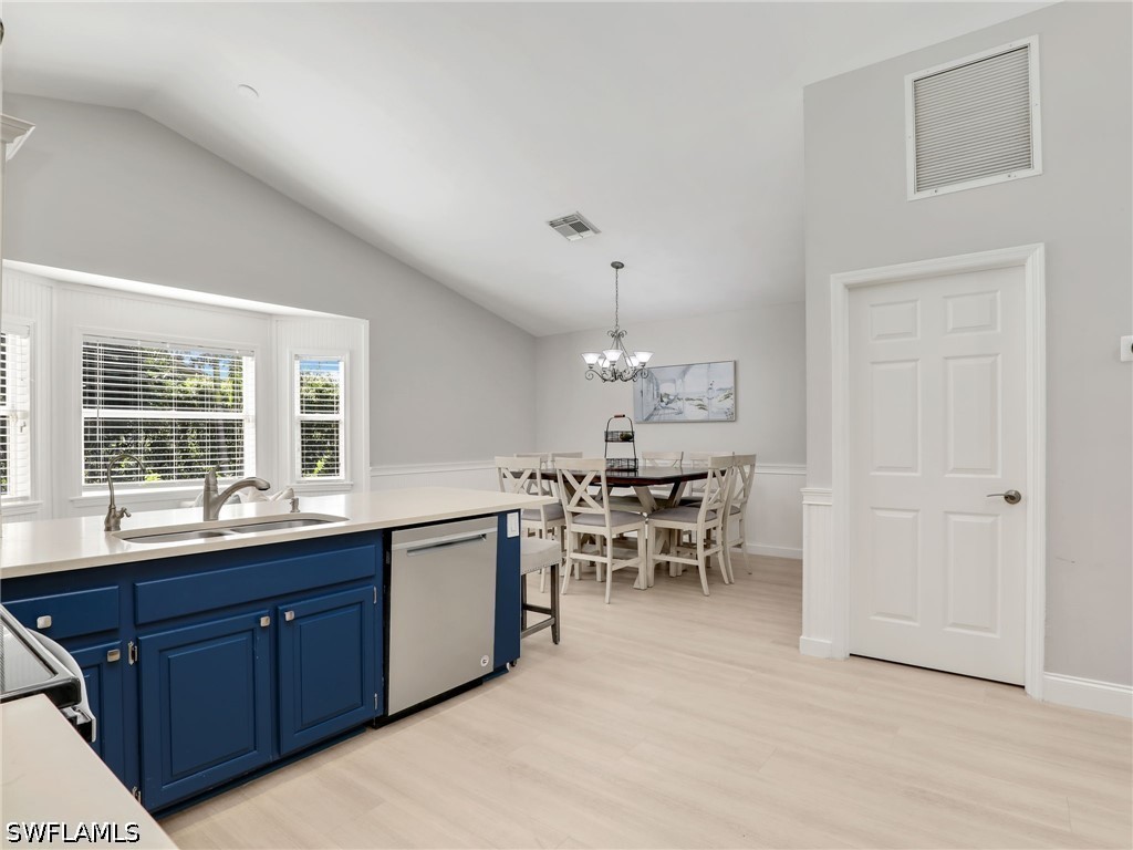 2554 Outrigger Lane Naples FL 34104 226019413 image15