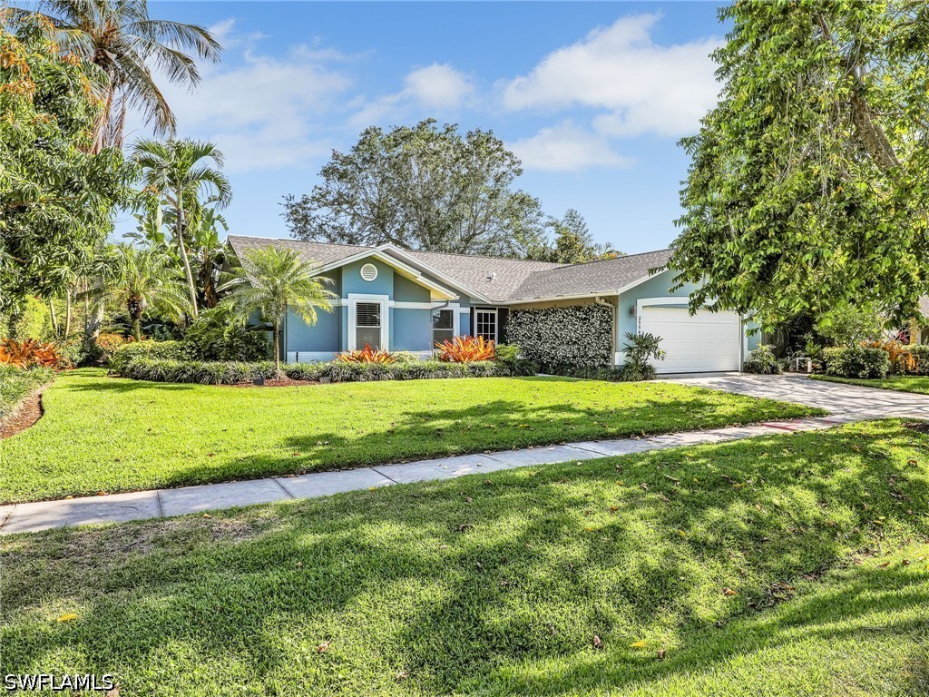 2554 Outrigger Lane Naples FL 34104 226019413 image2