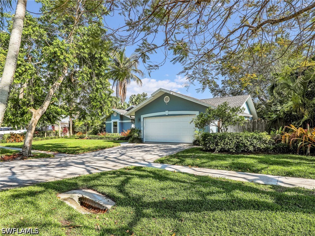 2554 Outrigger Lane Naples FL 34104 226019413 image3