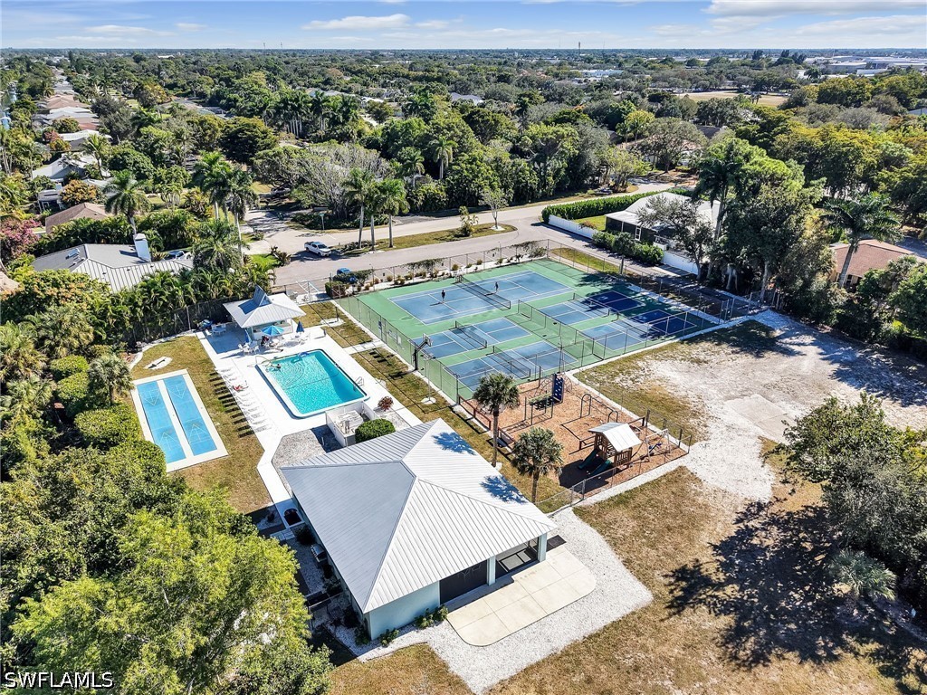 2554 Outrigger Lane Naples FL 34104 226019413 image39