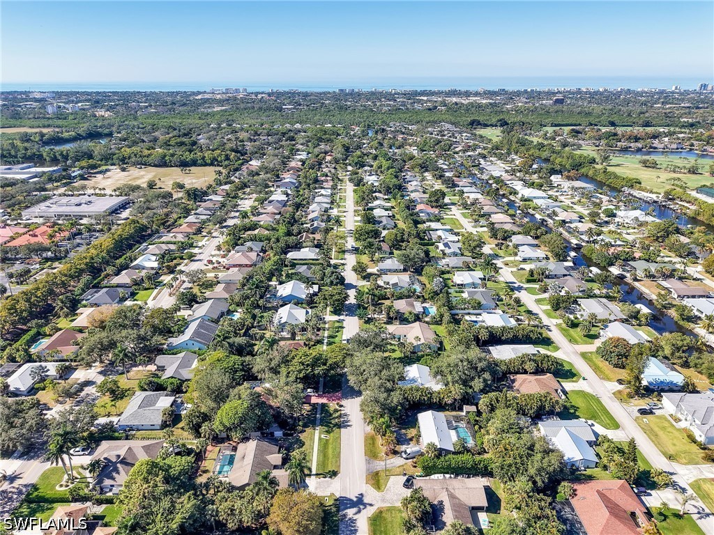 2554 Outrigger Lane Naples FL 34104 226019413 image40