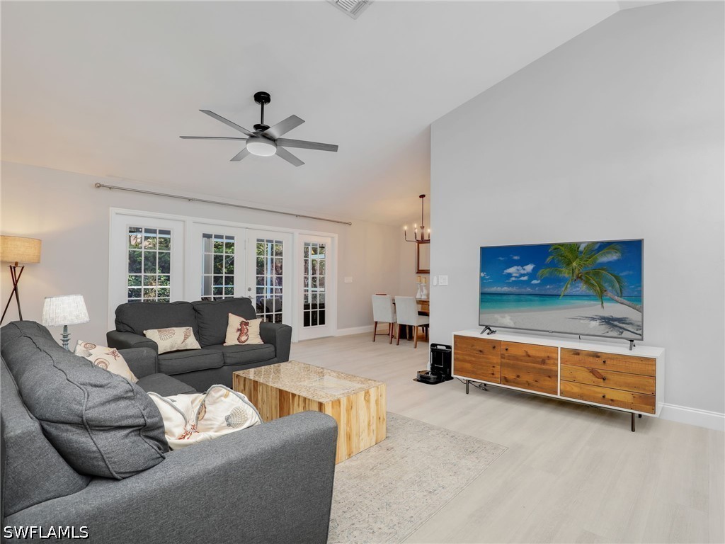 2554 Outrigger Lane Naples FL 34104 226019413 image8